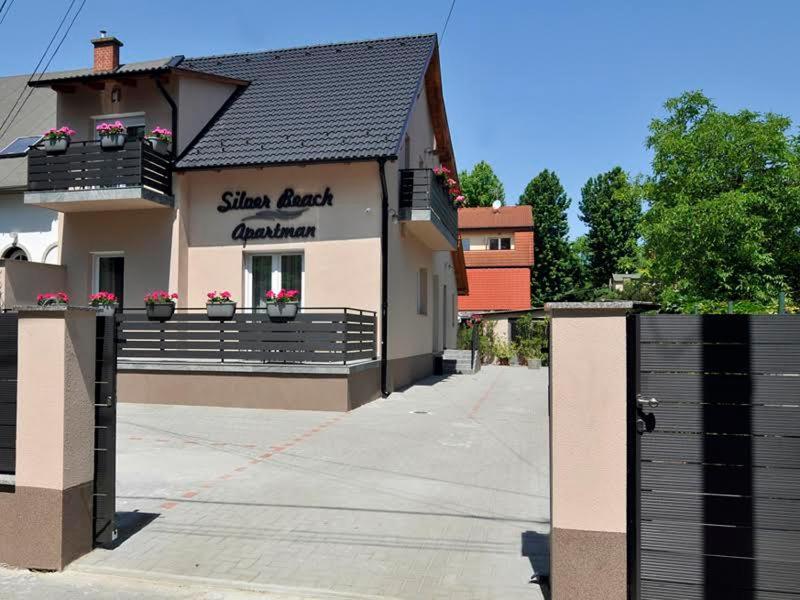 Silver Beach Apartments Siófok Eksteriør billede